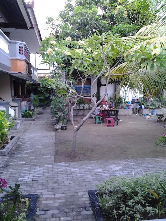 Mahendra Beach Inn Kuta Lombok Exterior foto